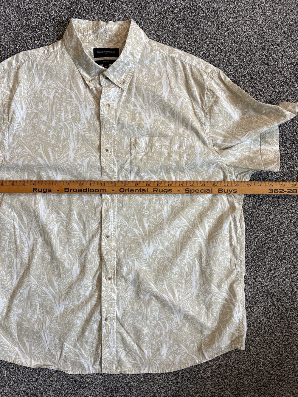Banana Republic Button Down Men’s Short Sleeve Shirt XL Floral Preppy Slim Fit - Picture 10 of 11